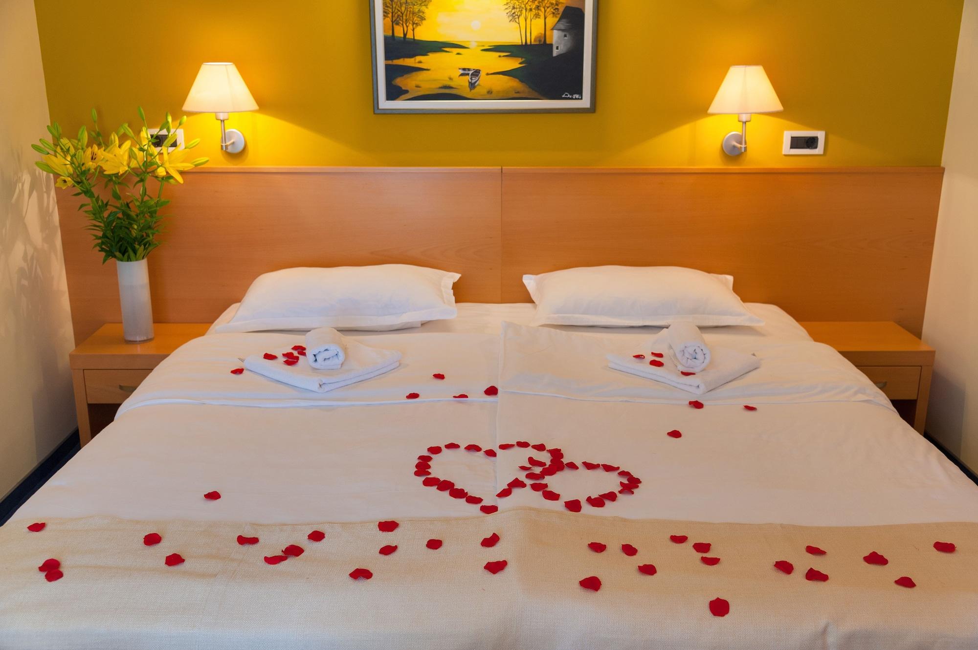 Hotel Saudade Gradac  Eksteriør bilde